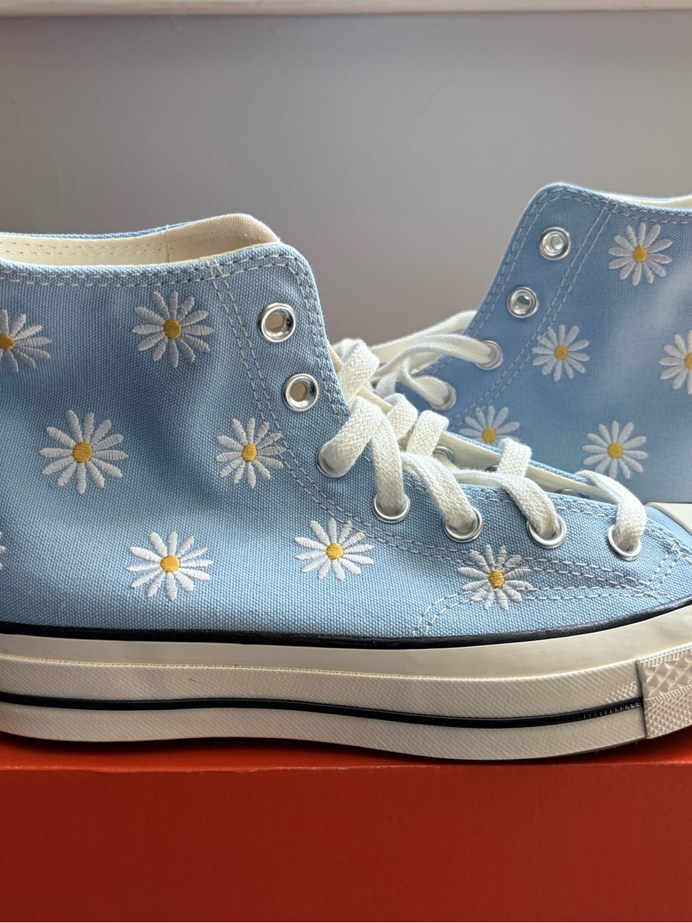 Converse Chuck 70 high tops embroidered flowers - Picture 2 of 7